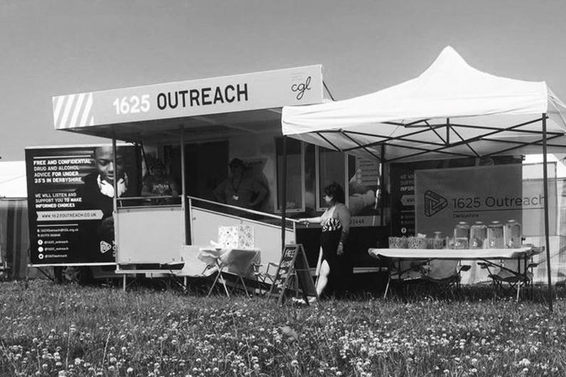 The 1625 outreach team at an event
